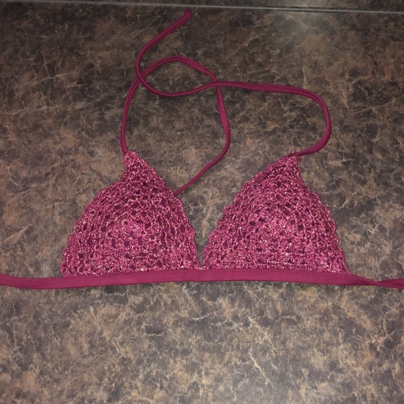 Bathing suits - Picture 2 of 7